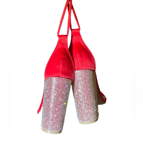 NWOT Tags Satin Block Heels Size 9 - Picture 11 of 14